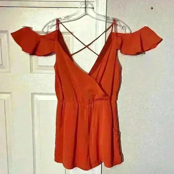 Sugar+Lips Womens Romper One Piece Coral Deep V Strappy Lightweight Ruffle S - Picture 1 of 12